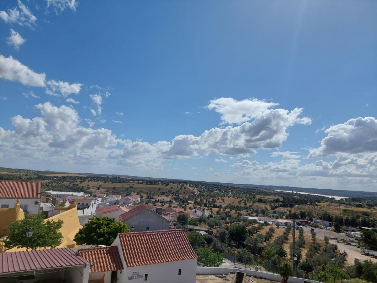 Homestay Quartos Da Vovo *
